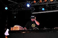 DJ MCW 001
